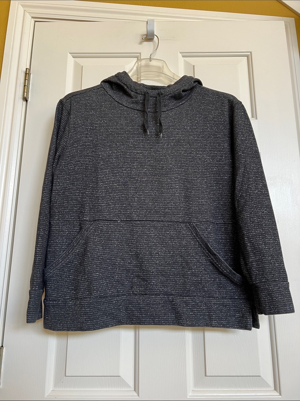 Champion hoodie 
 ( Boxy fit )